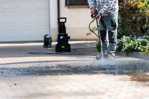 Best Garage Pressure Washing  in Lake Park, IA